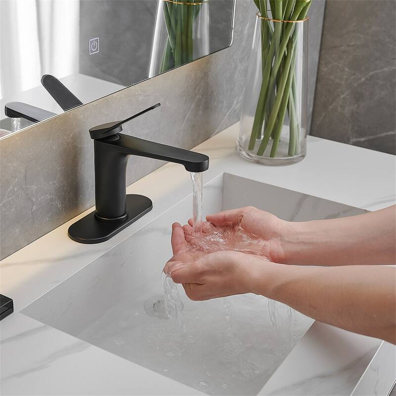 Single Handle Bathroom Sink Faucet with Drain Assembly Brass 1 Hole Modern Bathroom Basin Vanity Faucets