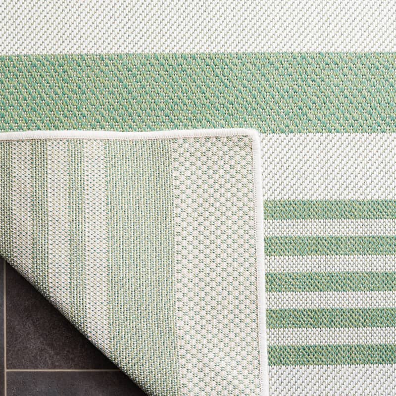 SAFAVIEH Bermuda Timi Geometric Indoor/Outdoor Waterproof Rug