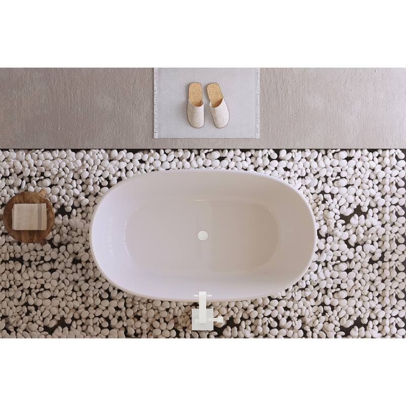 Adler Soaking Bathtub in Glossy White