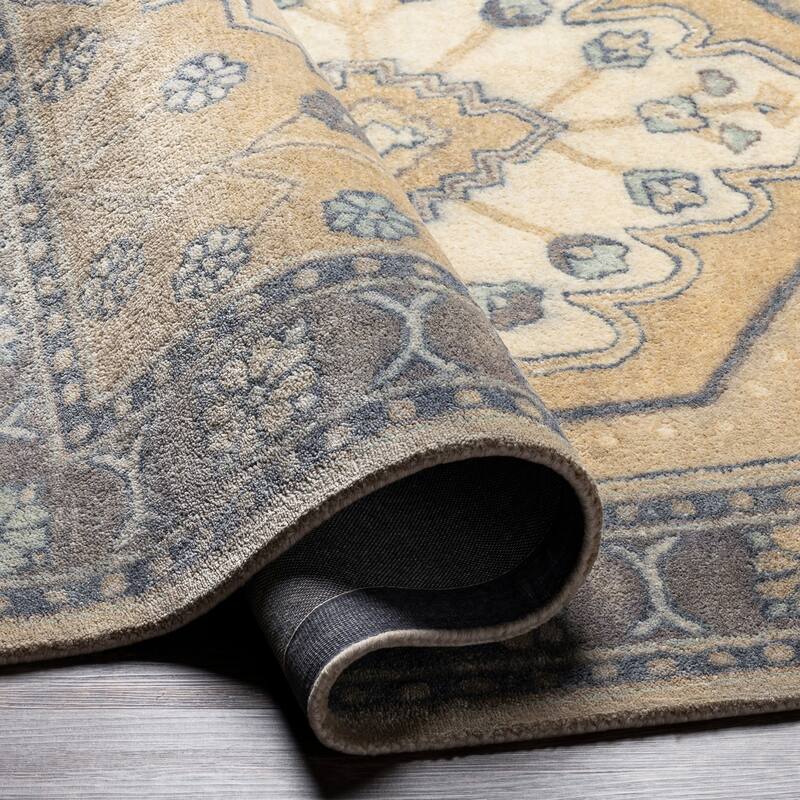 Artistic Weavers Delfina Handmade Traditional Area Rug