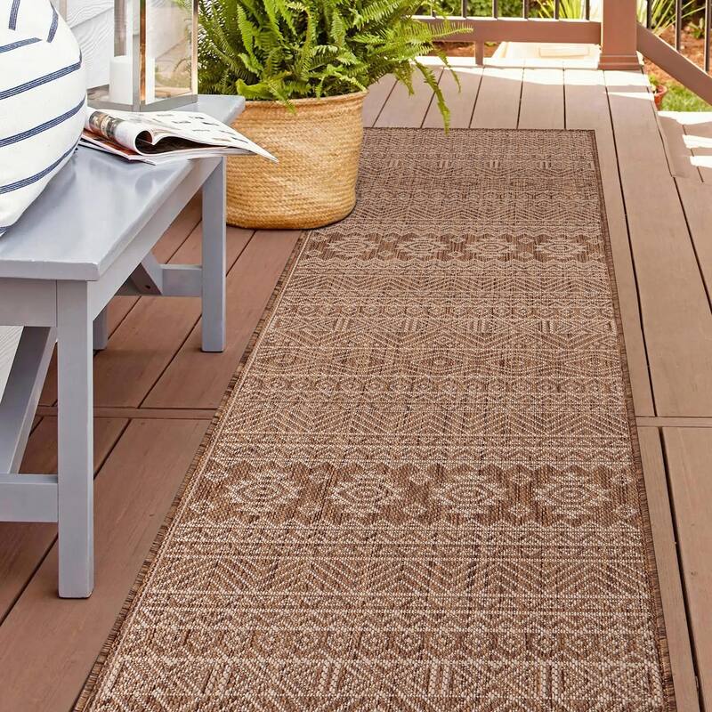World Rug Gallery Distressed Geometric Bohemian Textured Flat Weave Indoor/Outdoor Area Rug - 2'x7' Runner - Brown
