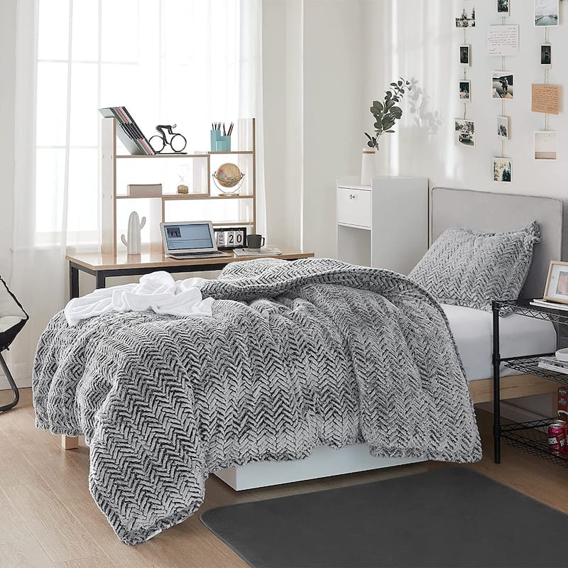 Cozy Peaks® - Coma Inducer® Oversized Comforter Set - Chevron Frosted Black