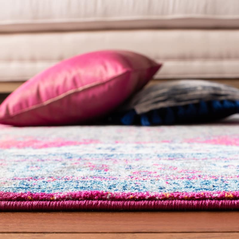 SAFAVIEH, Evoke Seniha Vintage Boho Medallion Rug