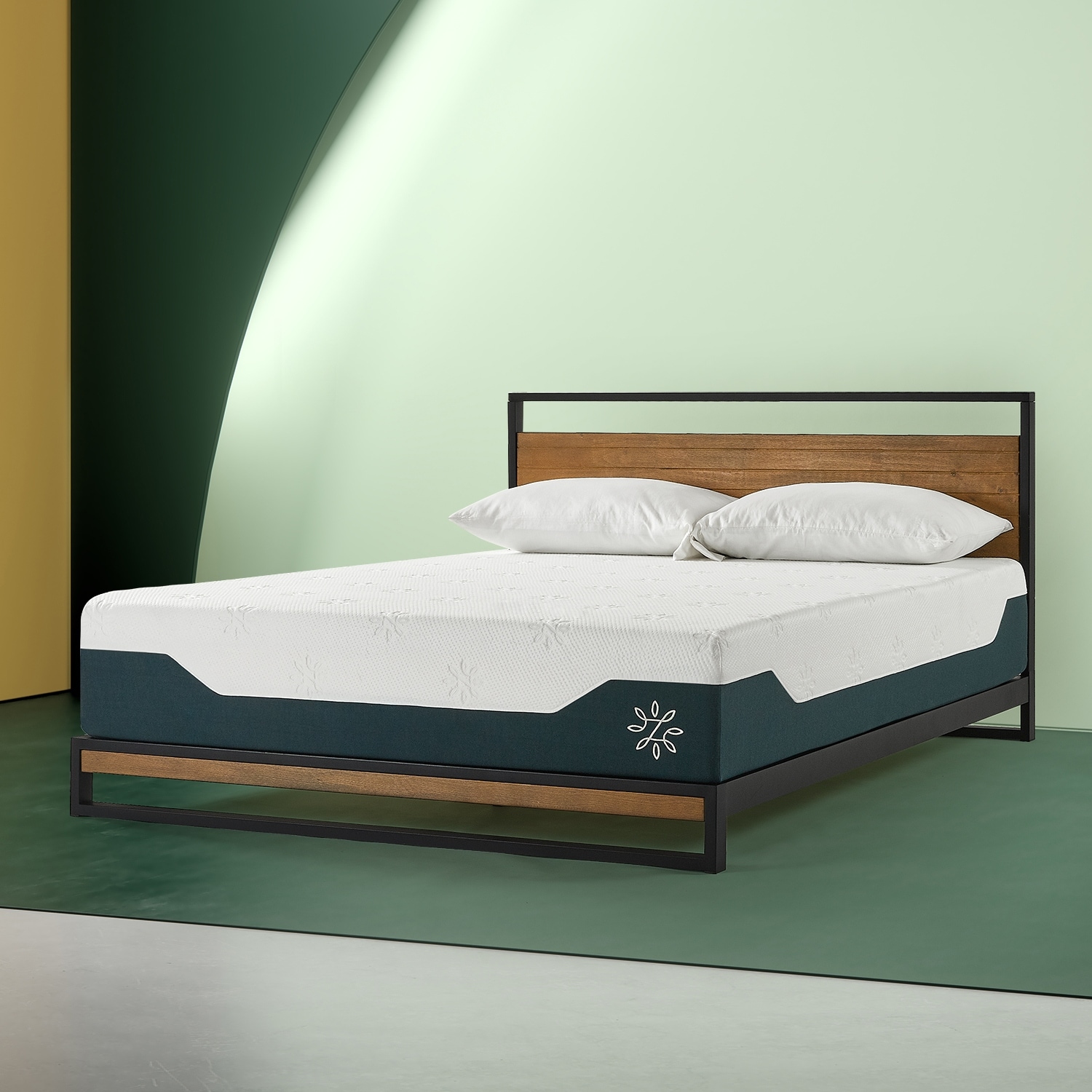 Zinus 12 inch hybrid gel hot sale memory foam and icoil spring mattress