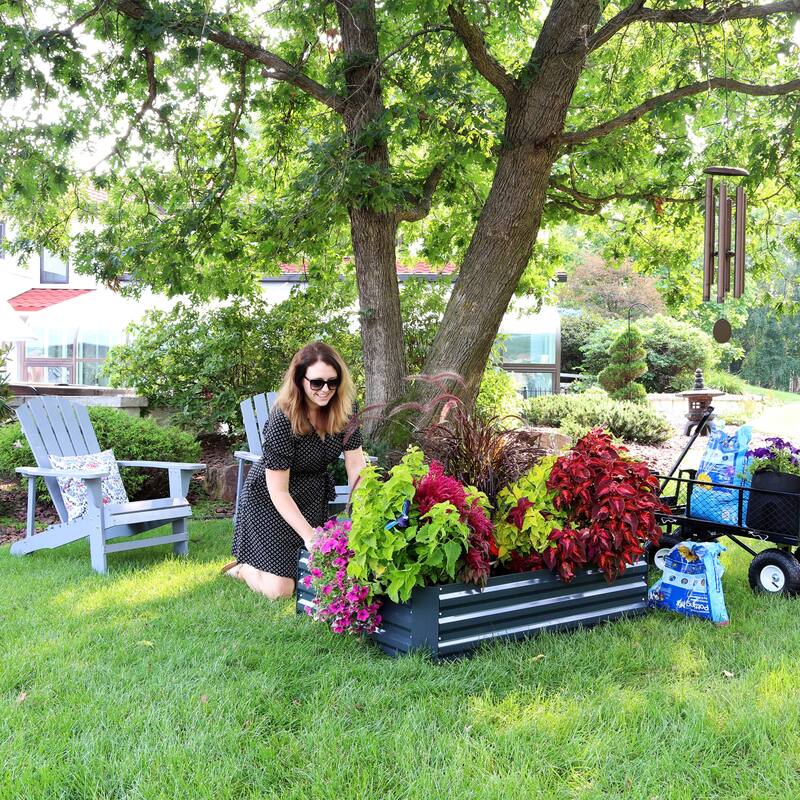 Sunnydaze Galvanized Steel Raised Garden Bed - 4' x 3' - 47.5" x 35.5" x 11.75"