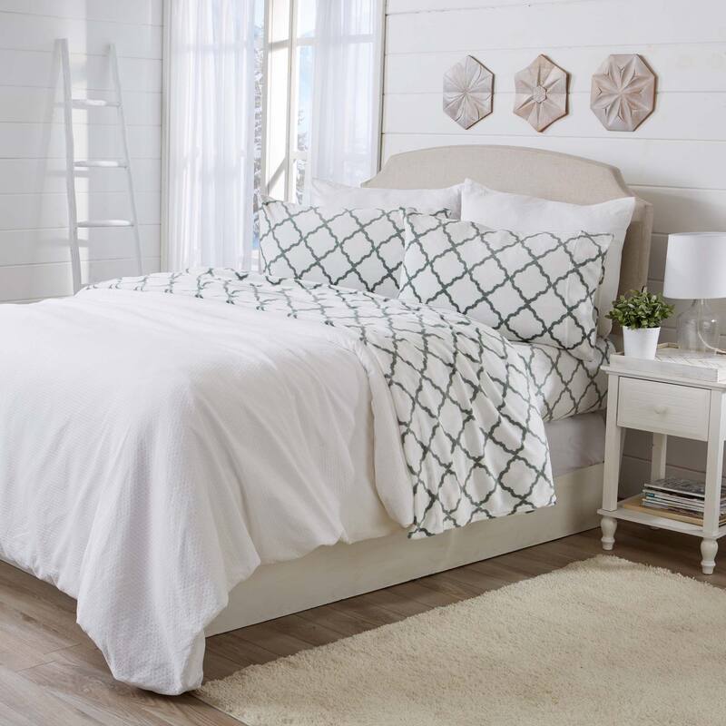 Great Bay Home Extra Soft Cozy Velvet Plush Printed Bed Sheet Set