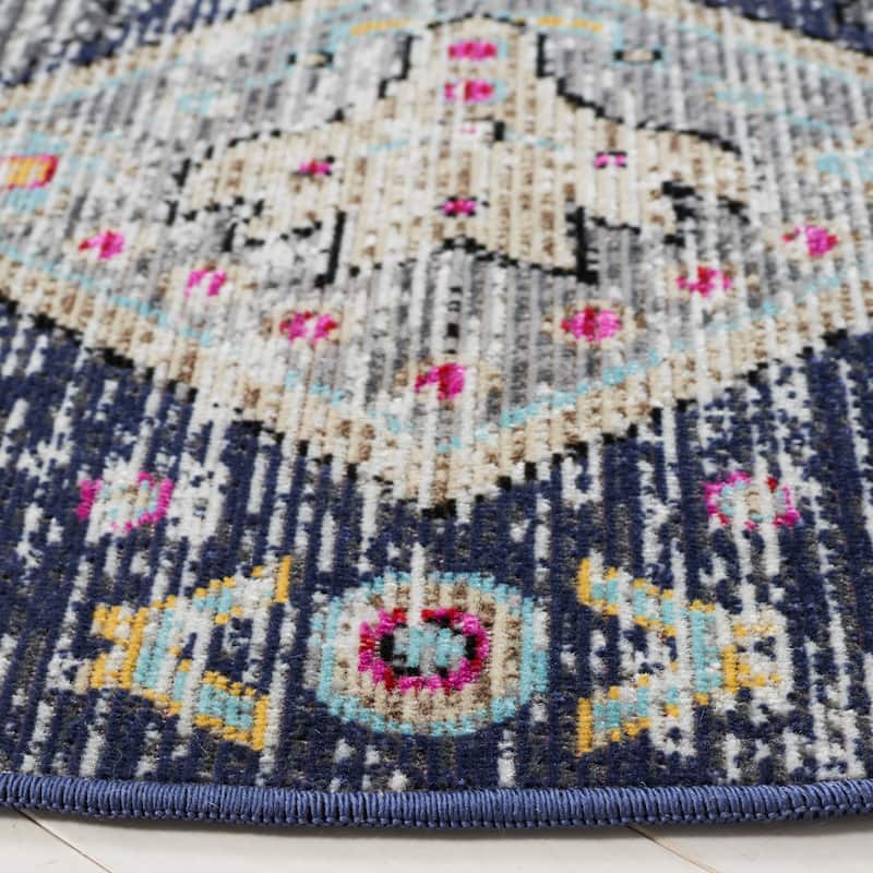 SAFAVIEH Montage Sunhild Indoor/ Outdoor Waterproof Patio Backyard Rug
