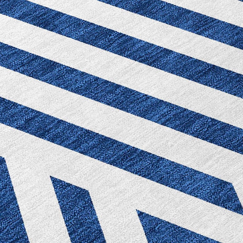 Machine Washable Indoor/ Outdoor Modern Diamonds Chantille Rug