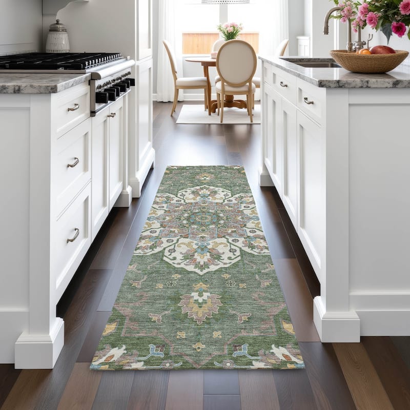 Machine Washable Indoor/Outdoor Traditional Heriz Chantille Rug