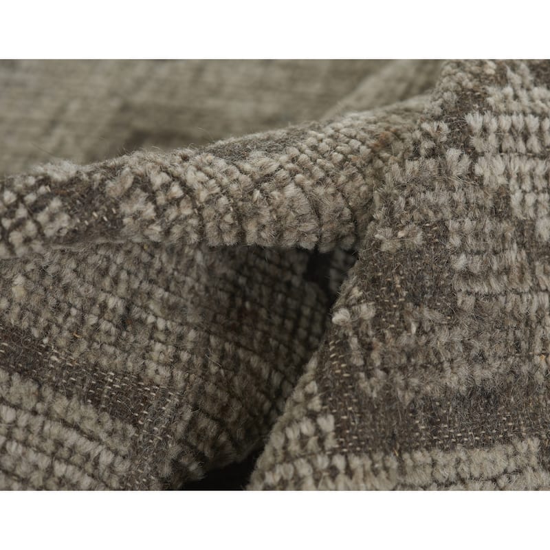 Momeni Bristol Medallion Hand Woven Wool and Cotton Natural Area Rug