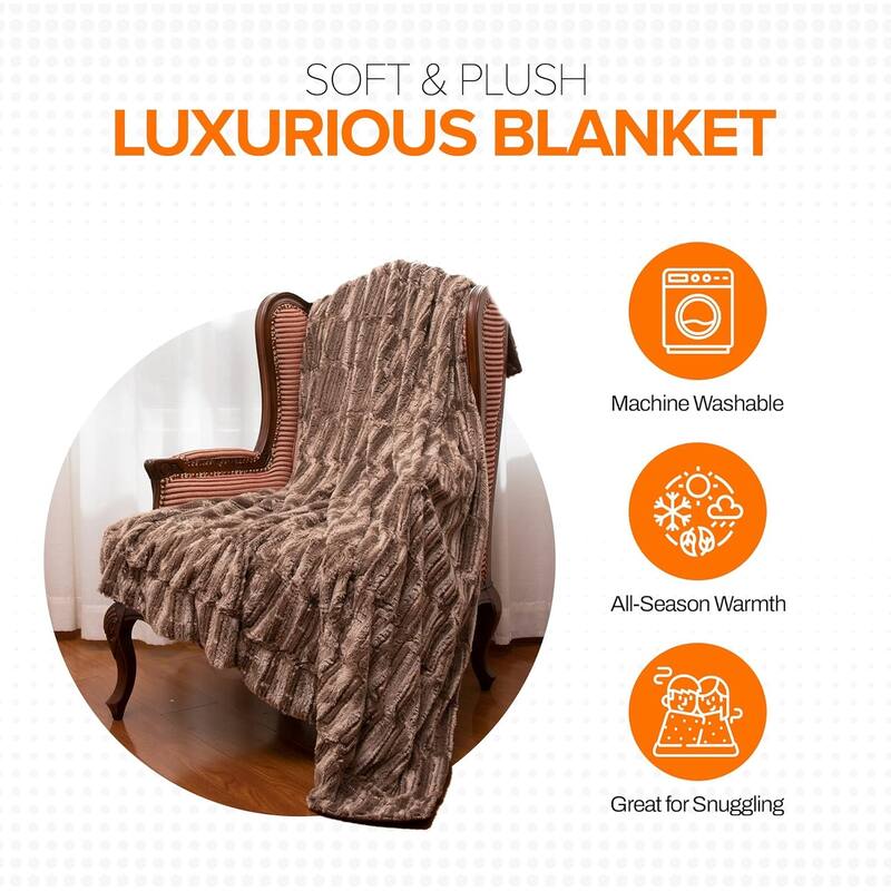 Cheer Collection Luxurious Soft Throw Blanket.