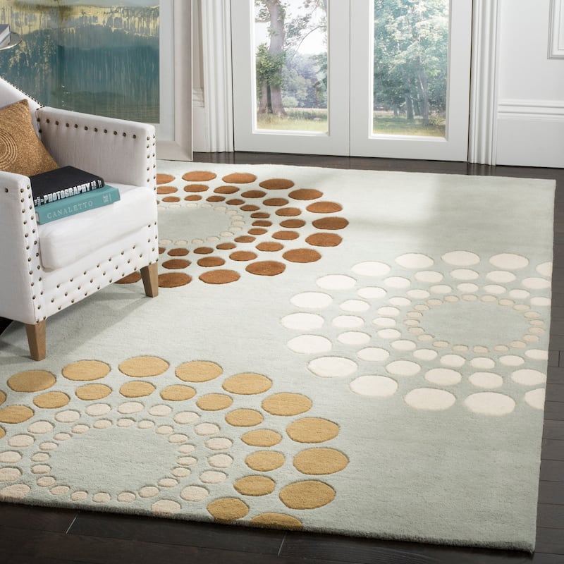 SAFAVIEH Handmade Soho Caroline Floral N.Z. Wool Rug - 5' x 8' - Blue/Multi