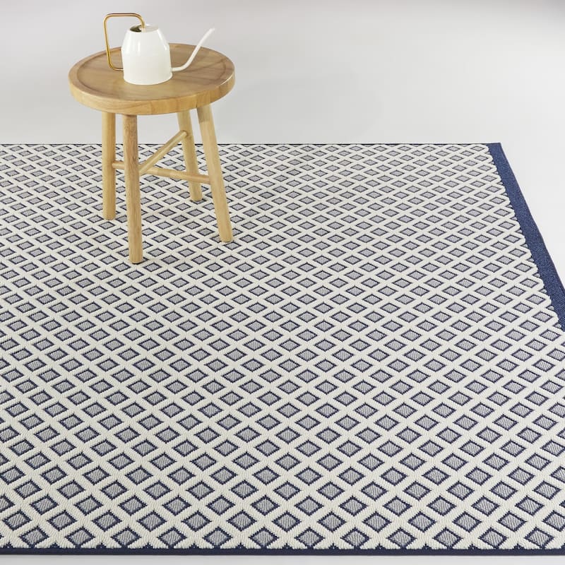Edgar Diamond Indoor/Outdoor Area Rug - 5'3" x 7' - Blue