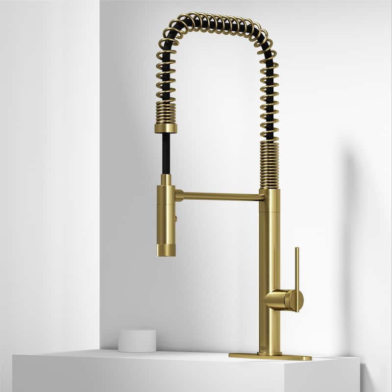 VIGO Sterling 23" H Single Handle Pull-Down Sprayer Kitchen Faucet
