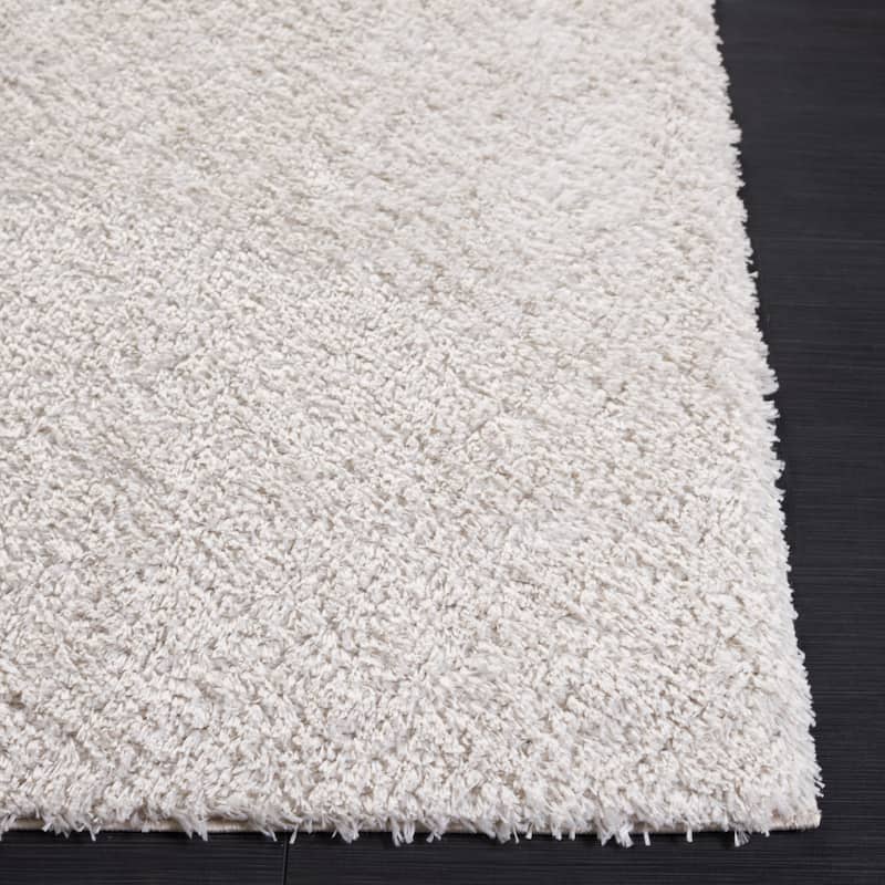 SAFAVIEH Tahoe Shag Indiana Solid 1.2-inch Thick Rug