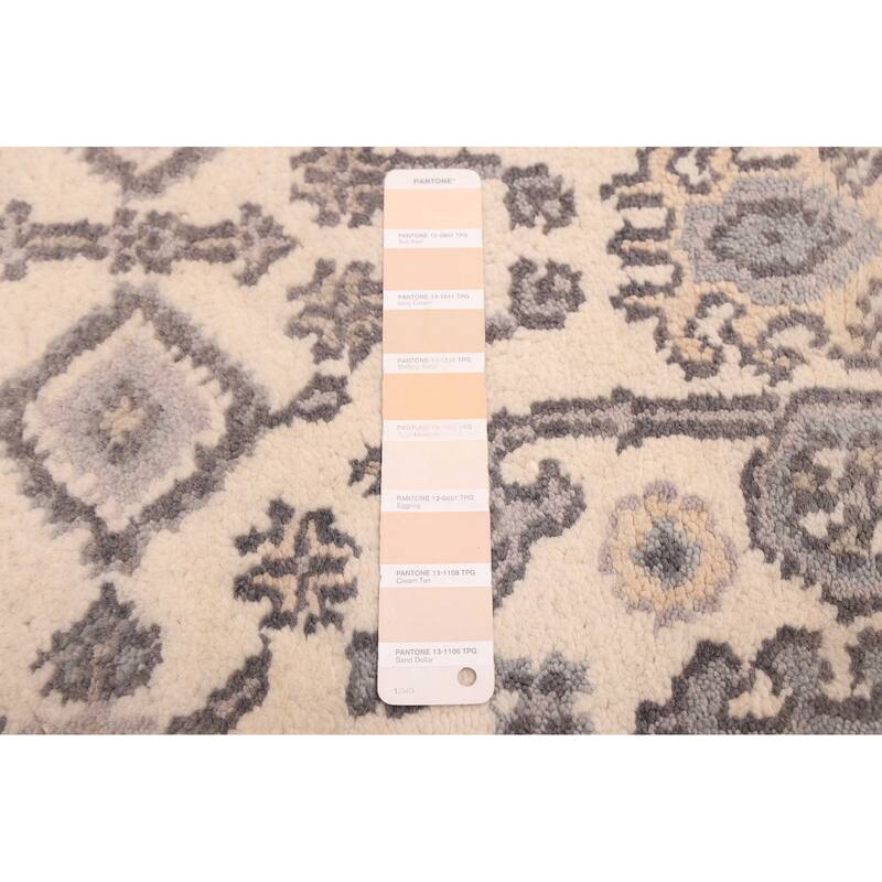 ECARPETGALLERY Hand-knotted Royal Oushak Ivory Wool Rug - 2'6 x 19'5