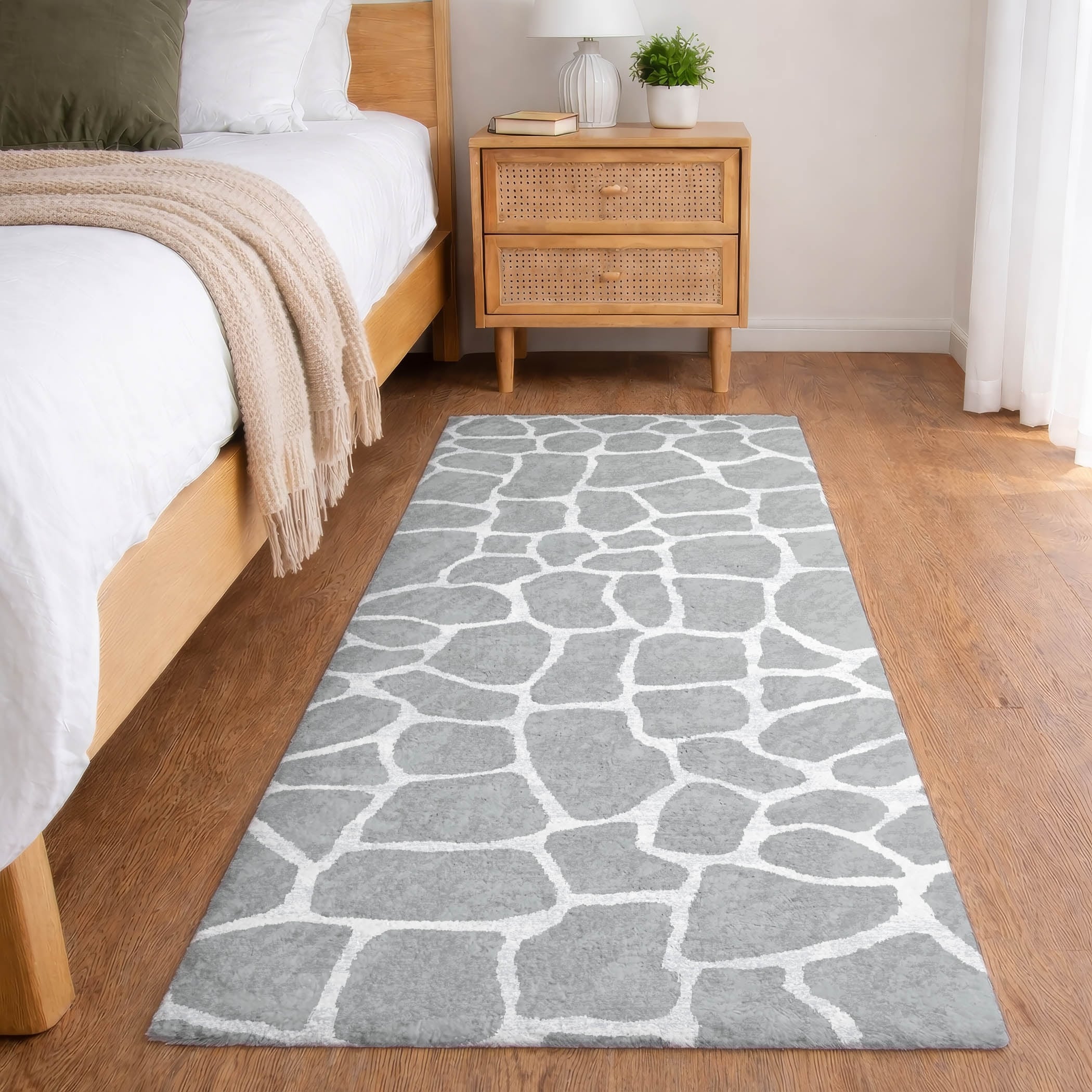 Premium Washable Super Soft Animal Giraffe Dream Shag Rug