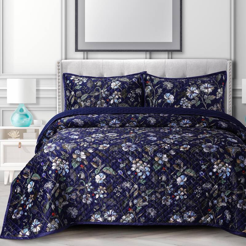 Velvet Printed Oversized Quilt Set