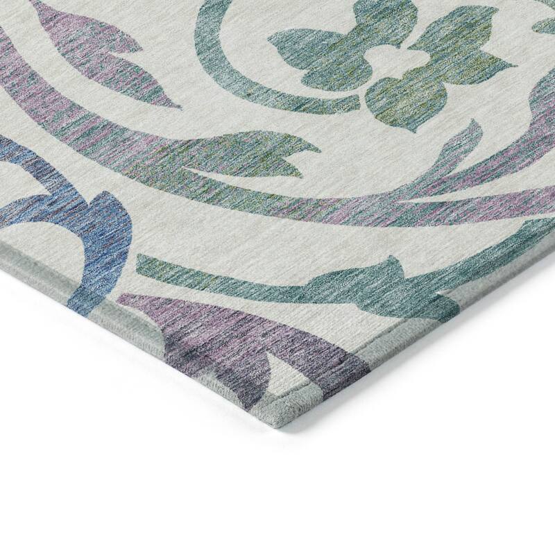 Machine Washable Indoor/ Outdoor Chantille Floral Scroll Rug