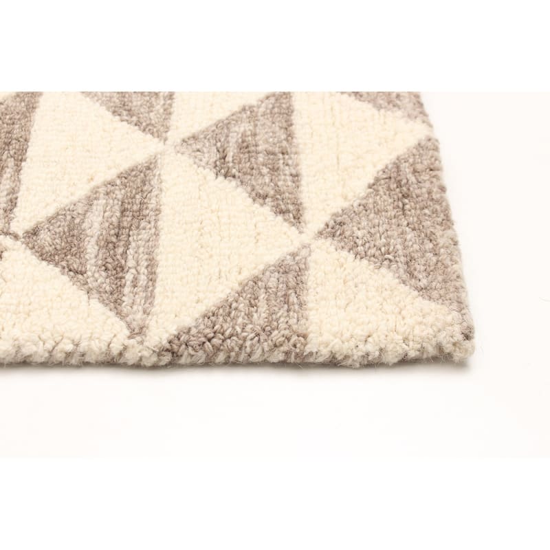 ECARPETGALLERY Hand Tufted Timeless Cream Wool Rug - 5'0 x 7'11