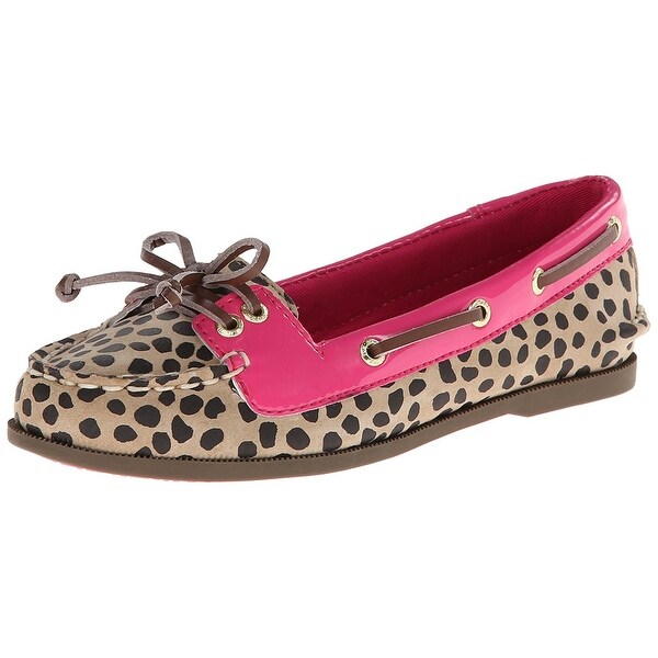 leopard sperrys