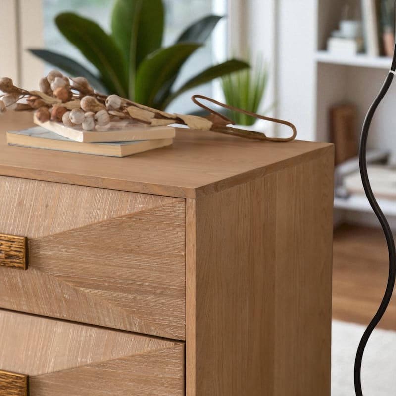 Modern 6 Drawer Dresser with Fluted Fronts, Solid Wood and MDF Chest of Drawers, Storage Cabinet with Metal Rails