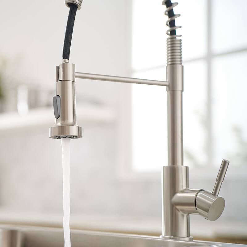 Single Handle Pull Down Kitchen Faucet with Double-Function