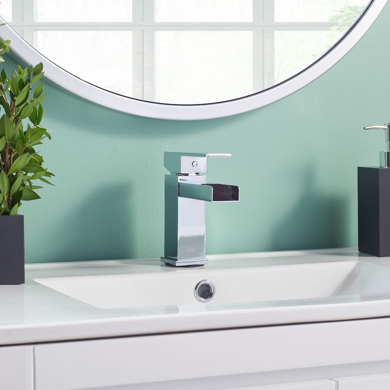 SAFAVIEH Solea Cyra Waterfall 6-inch Chrome Single-Handle Vessel Bathroom Faucet - 1.9" x 5.6" x 5.9" - 2Wx6Dx6H