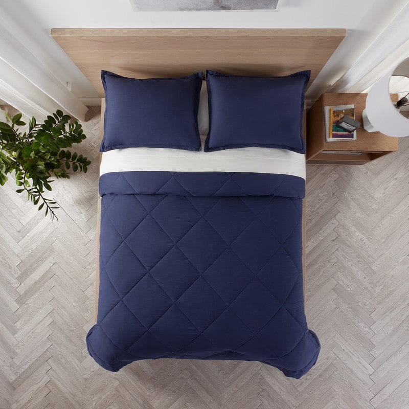Serta Supersoft Cooling Bed Set, Reversible Bedding Comforter and Solid Sheet Set