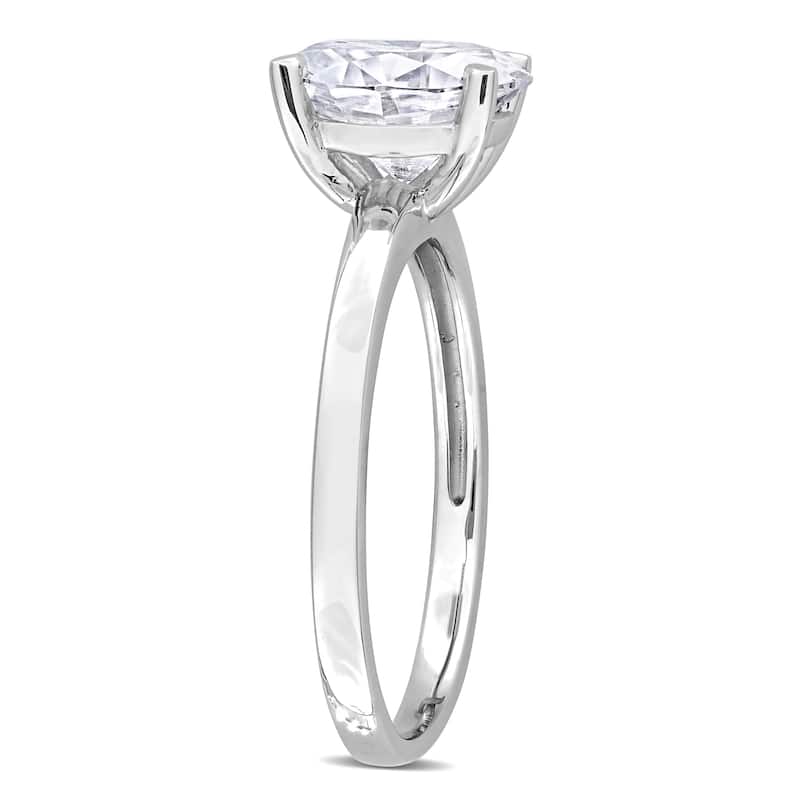 Miadora 2ct DEW Oval-cut Created Moissanite Solitaire Engagement Ring in Sterling Silver