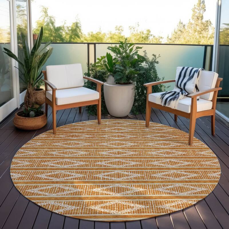 Machine Washable Indoor/ Outdoor Diamond Stripe Chantille Rug