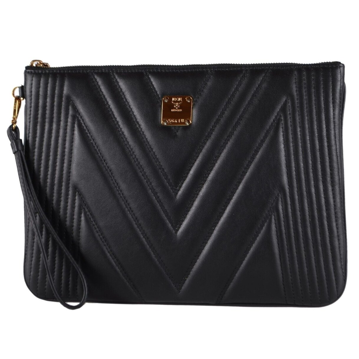 black wristlet purse