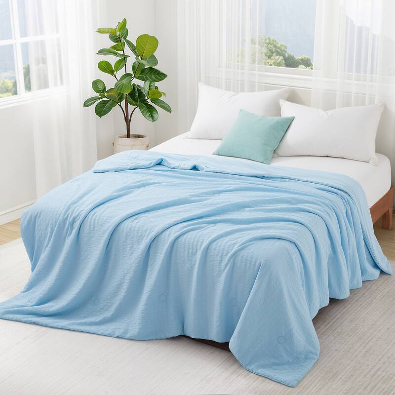 Lightweight Cooling Reversible Bed Blanket, Breathable Seersucker Comforter for Hot Sleepers