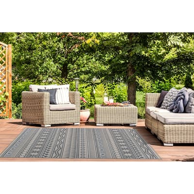 World Rug Gallery Modern Bohemian Global Indoor/Outdoor Area Rug