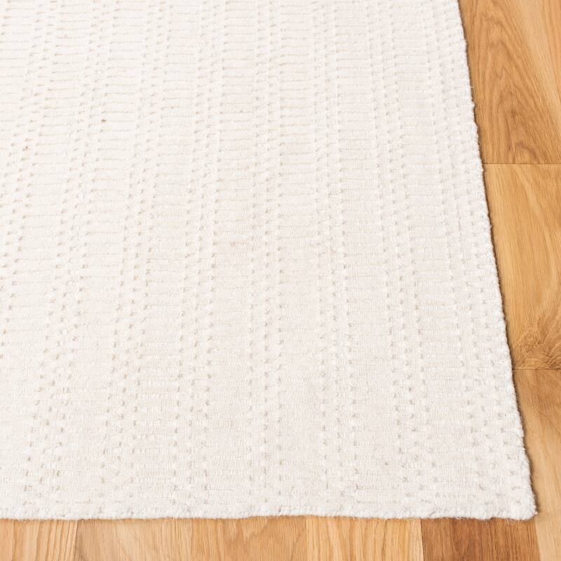 SAFAVIEH Handmade Himalaya Sieglind Modern Wool Rug - 6' Square - Beige