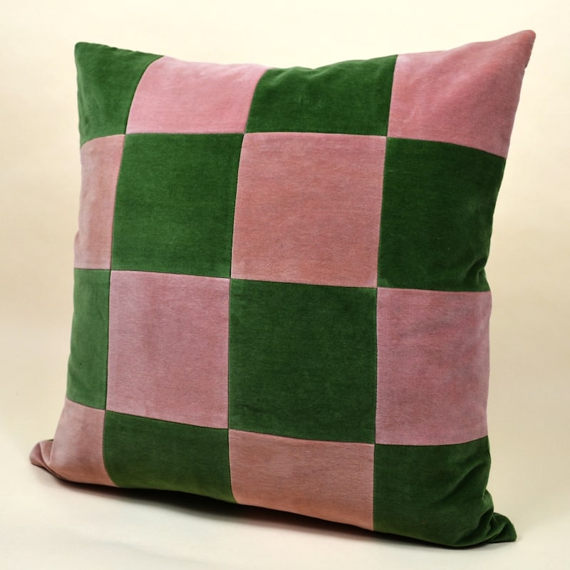 Jiti Indoor Modern Contemporary Bi-color Checkered Patchwork Pattern Plush Velvet Square Throw Pillows Cushions