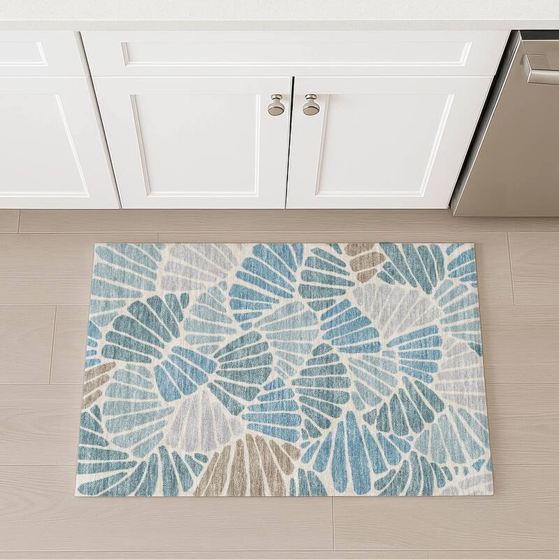 Machine Washable Indoor/ Outdoor Floral Modern Chantille Rug