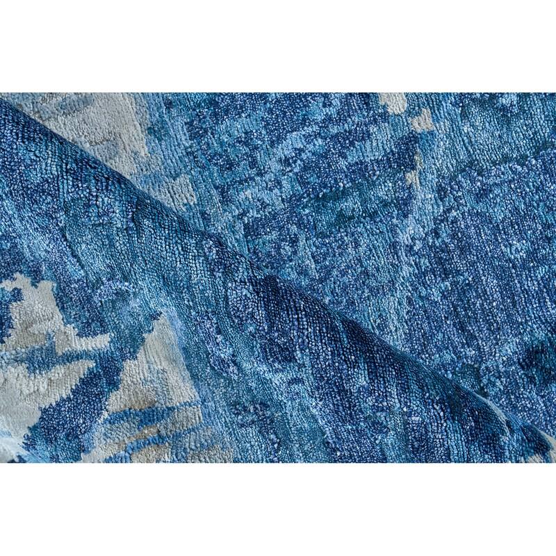 EXQUISITE RUGS Floor Art Hand-knotted Bamboo Silk Ivory/Dark Blue Area Rug.