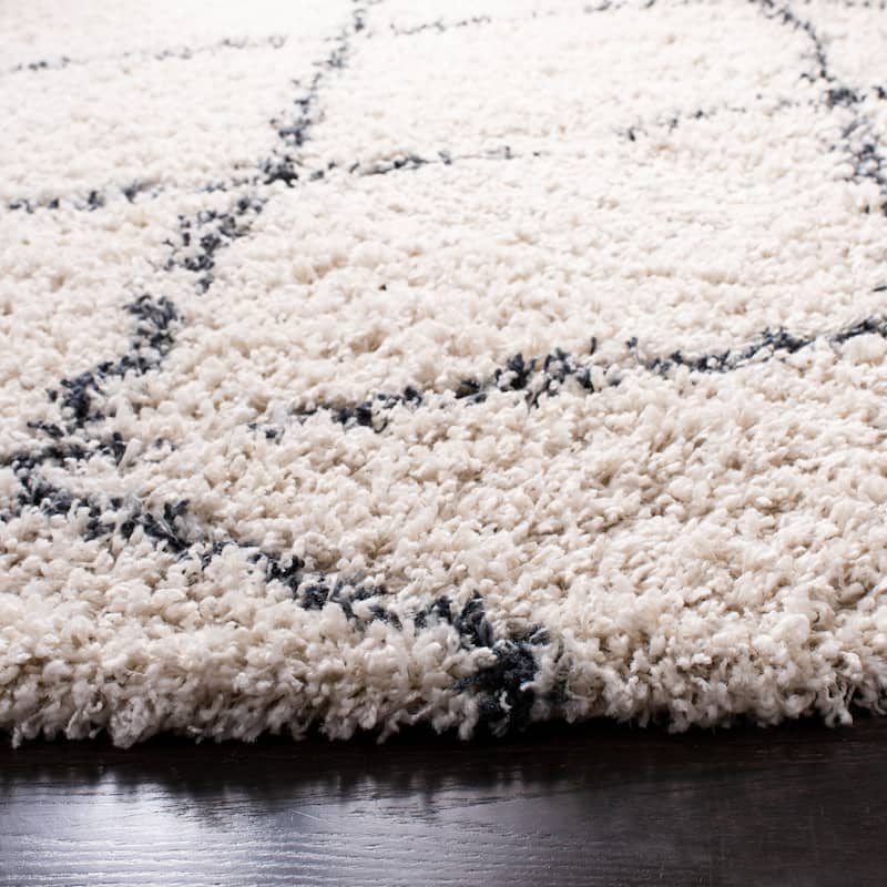 SAFAVIEH Pro Luxe Shag Yuna Moroccan Tassel 2.4-inch Thick