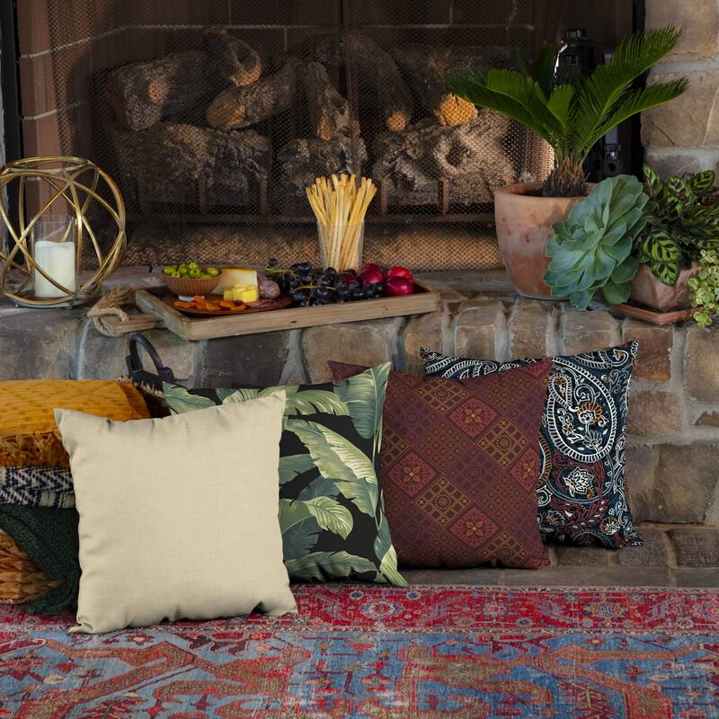 ARDEN Throw Pillow