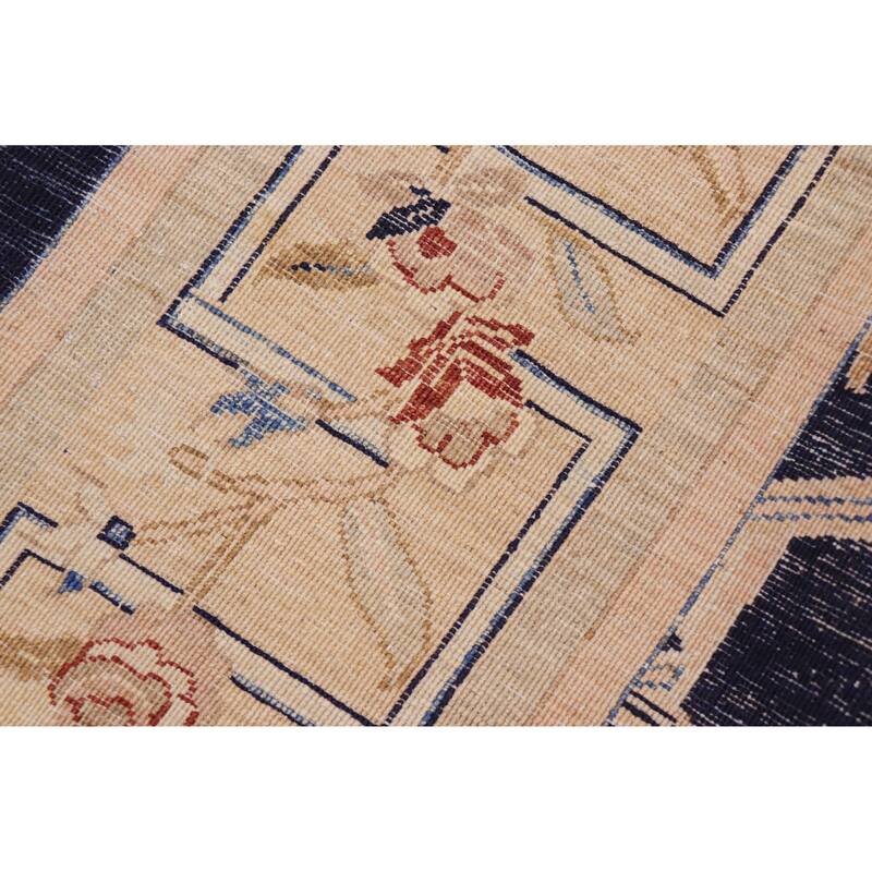 Hexagonal Trellis Floral Hand-Knotted Wool Area Rug