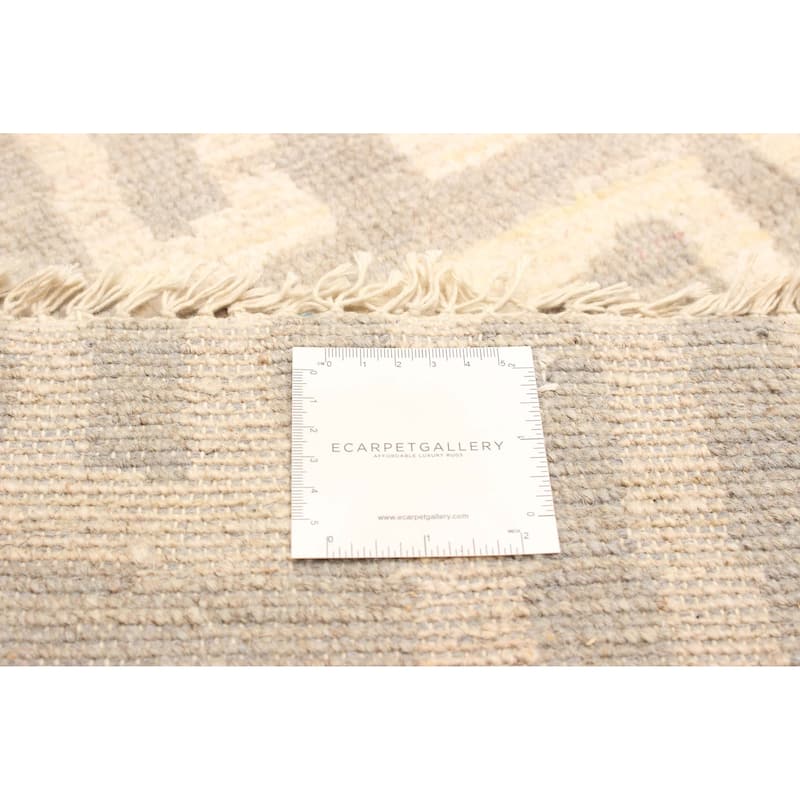 ECARPETGALLERY Hand-knotted Mystique Beige Wool Rug - 4'2 x 5'11