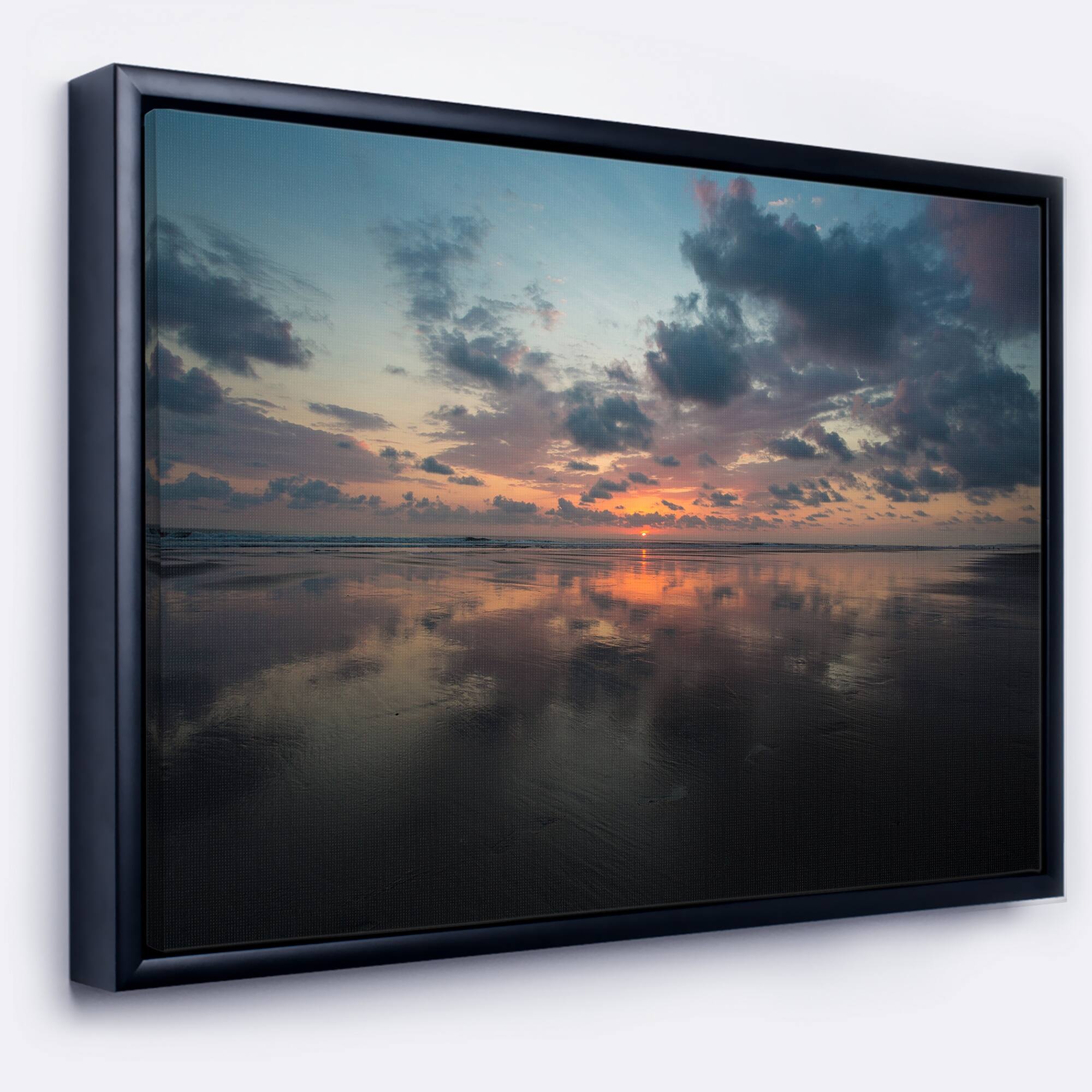 Designart "Matapalo in Costa Rica Beach Sunset" Extra Large Seascape Art Framed Canvas Bed