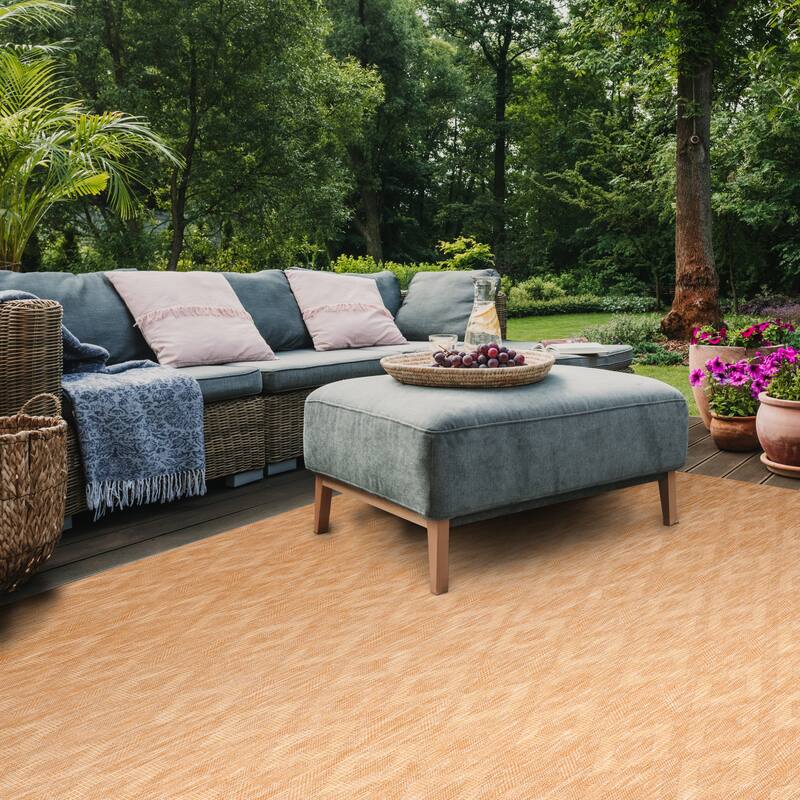 SAFAVIEH Courtyard Marolyn Indoor/ Outdoor Waterproof Patio Backyard Rug