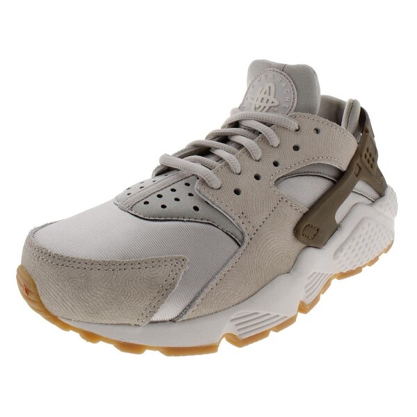 nike women's lightweight sneakers