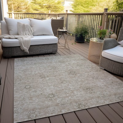 Machine Washable Indoor/ Outdoor Chantille Floral Burst Rug