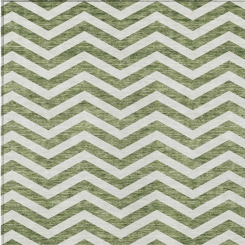 HomeRoots Chevron Transitional Rectangle Outdoor Rug
