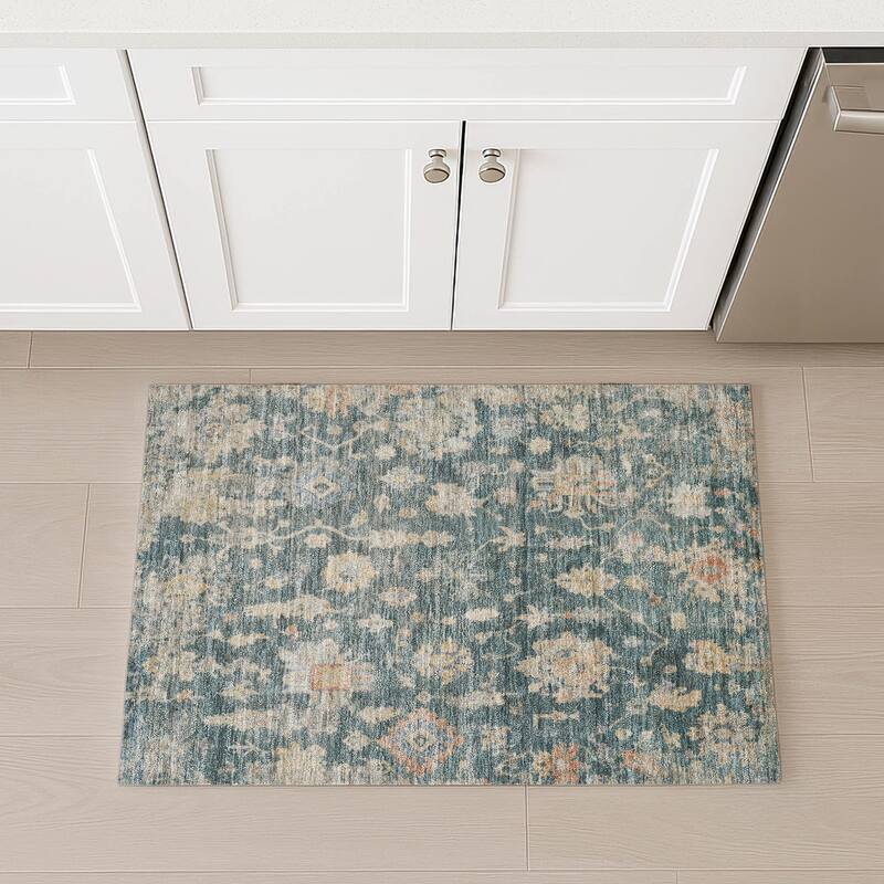 Machine Washable Indoor/ Outdoor Casual Traditional Chantille Rug