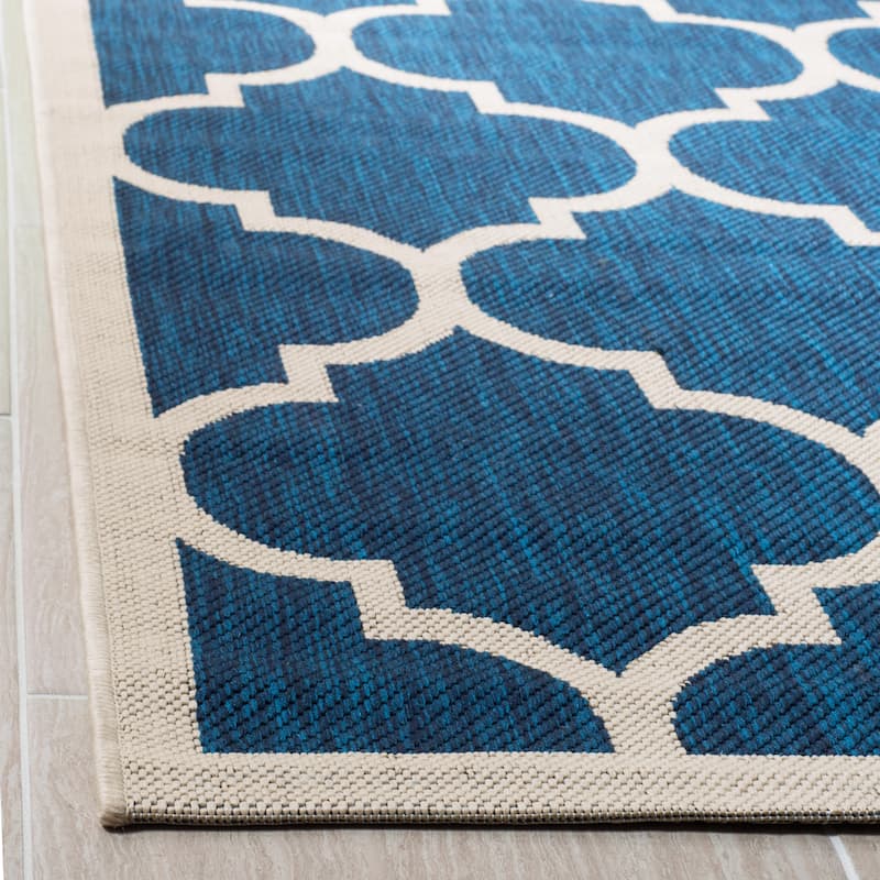 SAFAVIEH Courtyard Kathy Indoor/ Outdoor Waterproof Patio Backyard Rug
