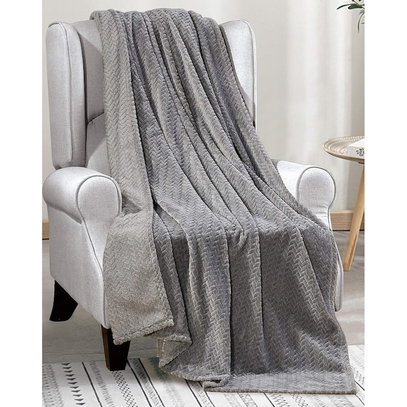 Noble House by Decor&More Oversized and Extra Heavy Chevron Braided Throw Blanket (50" x 70") (Grey) - Throw